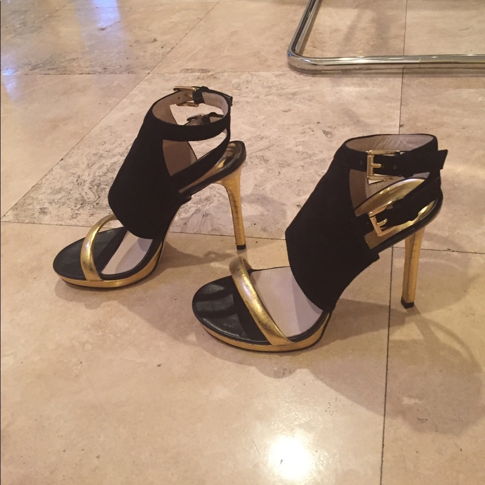 Michael Michael Kors black and gold high heels 7M